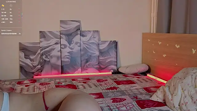 OttilieBurruss online show from 02/11/26, 11:04