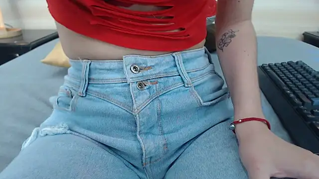 nahomibecker online show from 03/13/25, 06:01