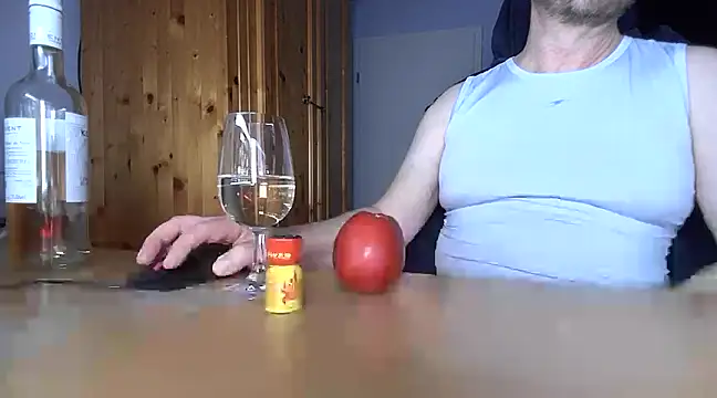 Tom PP cgn online show from 02/26/25, 08:54