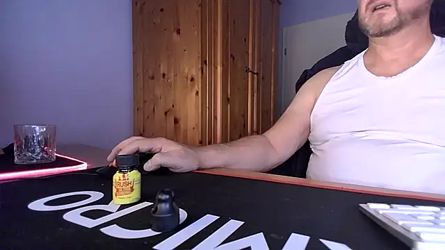 Tom PP cgn online show from 10/13/25, 01:49