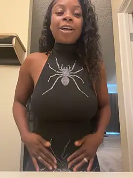 Snapshot of miamiworld chatting on 11/05/25, 07:14 miamiworld online show from 11/05/25, 07:14