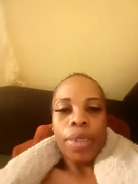 SweetHotLipsX39 online show from 10/17/25, 06:27