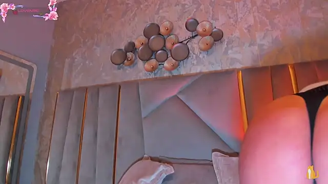 KimDevinne online show from 02/20/26, 02:30