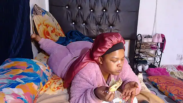 Snapshot of BigbootyNickyx chatting on 10/29/25, 06:53 BigbootyNickyx online show from 10/29/25, 06:53