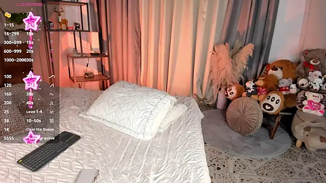 amber maxwell online show from 05/25/26, 08:37