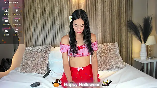 Snapshot of AnahinClar chatting on 10/28/25, 05:26 AnahinClar online show from 10/28/25, 05:26