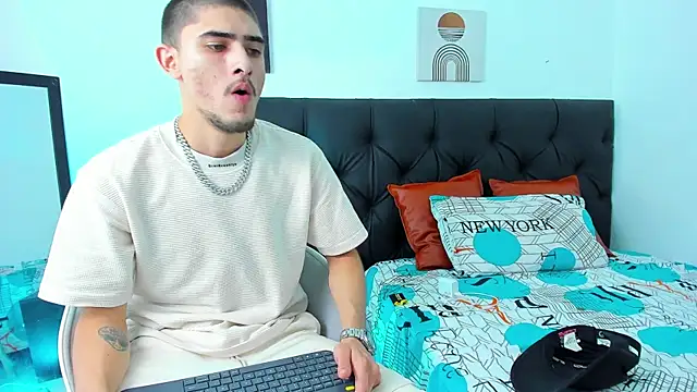 PhilipRich online show from 12/10/24, 01:11