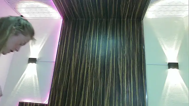 issa soto  online show from 02/06/25, 01:43