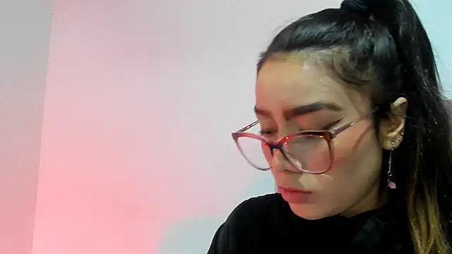 teffy lee online show from 12/30/24, 08:25