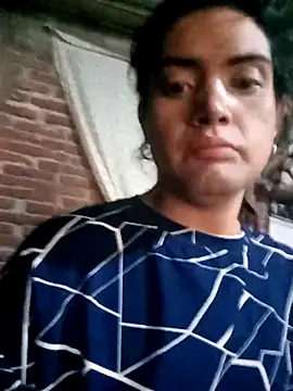 yovana13 online show from 04/23/26, 03:58