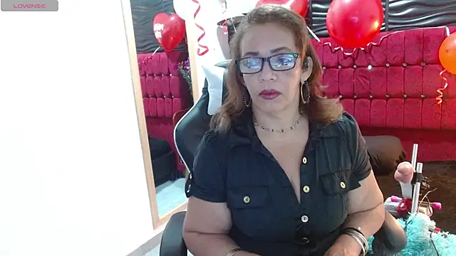 Snapshot of PervertedMature chatting on 03/09/25, 03:22 PervertedMature online show from 03/09/25, 03:22
