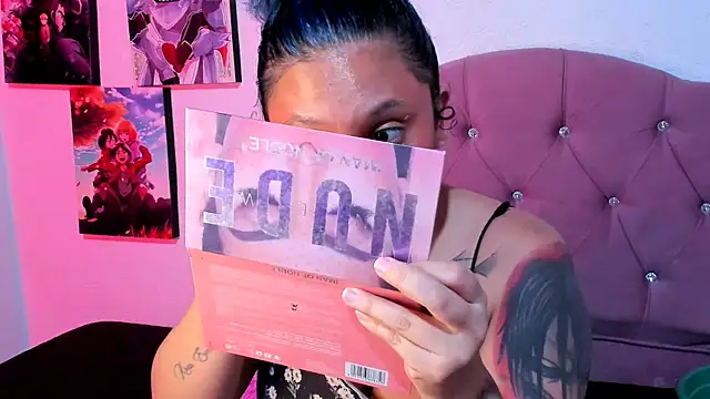 Mila nixon02 online show from 04/25/26, 03:09