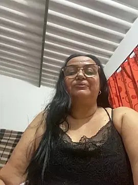 Gia Nahomi online show from 01/06/25, 04:04