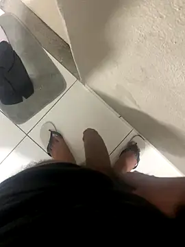 VouchingLagging online show from 10/22/25, 10:42