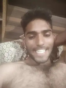 Snapshot of loganwollf chatting on 01/06/25, 12:46 loganwollf online show from 01/06/25, 12:46