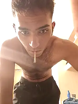 Snapshot of loganwollf chatting on 09/10/25, 07:47 loganwollf online show from 09/10/25, 07:47