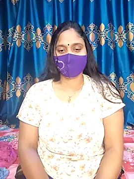 Hot Maleka online show from 03/10/25, 01:10