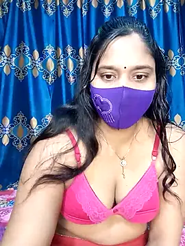 Hot Maleka online show from 03/12/25, 01:25