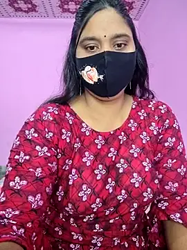 Hot Maleka online show from 10/13/25, 01:27