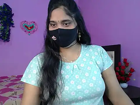 Hot Maleka online show from 03/17/26, 04:43