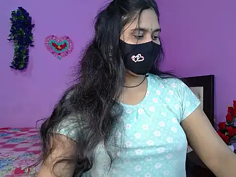 Hot Maleka online show from 04/08/26, 01:38