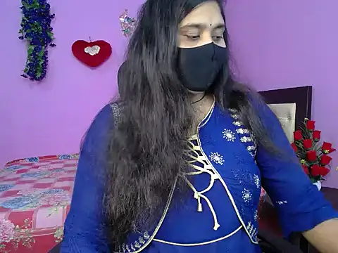 Hot Maleka online show from 04/13/26, 05:29