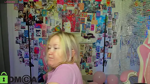 Sara Robinson online show from 10/06/25, 07:06