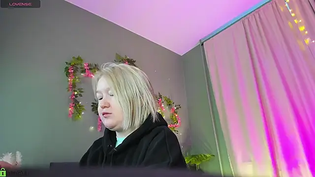 Sara Robinson online show from 03/17/26, 03:00