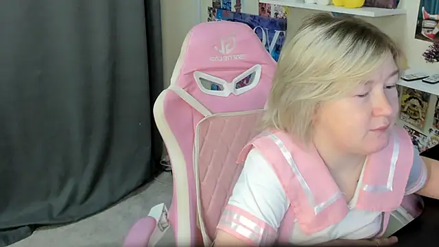 Sara Robinson online show from 07/02/26, 03:23