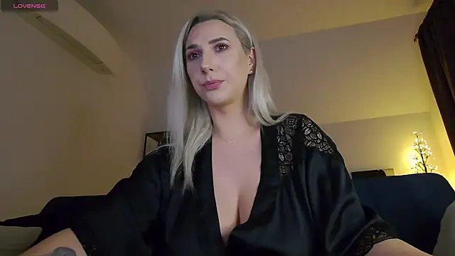 KhloeK online show from 12/05/25, 04:58