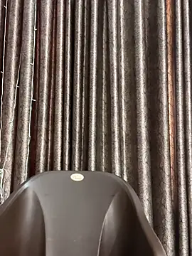 Snapshot of Sexo_shivani chatting on 12/21/25, 09:27 Sexo shivani online show from 12/21/25, 09:27