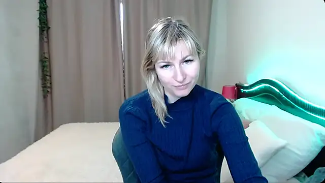Snapshot of Incredible_Ariela chatting on 01/04/25, 01:10 Incredible Ariela online show from 01/04/25, 01:10