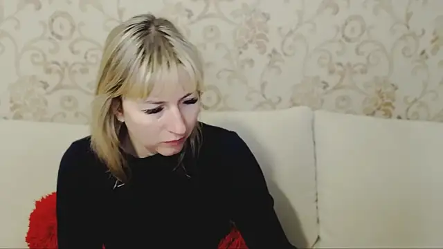 Snapshot of Incredible_Ariela chatting on 01/06/25, 01:08 Incredible Ariela online show from 01/06/25, 01:08