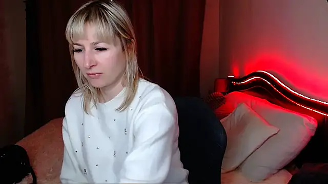 Snapshot of Incredible_Ariela chatting on 01/08/25, 12:37 Incredible Ariela online show from 01/08/25, 12:37