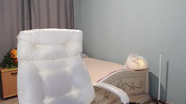 Snapshot of Incredible_Ariela chatting on 01/11/25, 11:56 Incredible Ariela online show from 01/11/25, 11:56