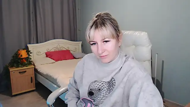 Snapshot of Incredible_Ariela chatting on 01/12/25, 02:30 Incredible Ariela online show from 01/12/25, 02:30