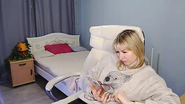 Snapshot of Incredible_Ariela chatting on 01/14/25, 12:14 Incredible Ariela online show from 01/14/25, 12:14