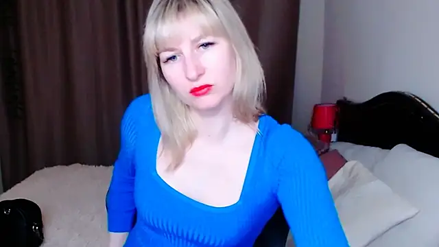 Snapshot of Incredible_Ariela chatting on 01/20/25, 03:28 Incredible Ariela online show from 01/20/25, 03:28