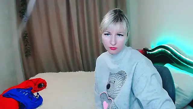 Snapshot of Incredible_Ariela chatting on 01/29/25, 03:47 Incredible Ariela online show from 01/29/25, 03:47