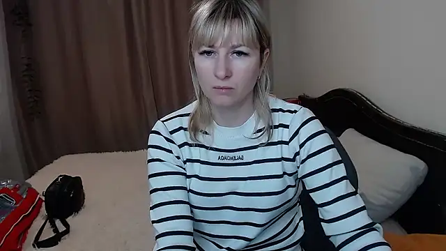 Snapshot of Incredible_Ariela chatting on 02/02/25, 10:24 Incredible Ariela online show from 02/02/25, 10:24