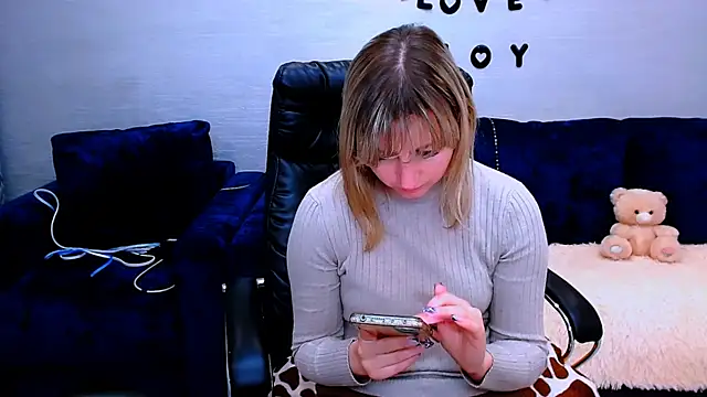 Snapshot of Incredible_Ariela chatting on 09/13/25, 10:59 Incredible Ariela online show from 09/13/25, 10:59