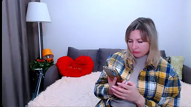 Incredible Ariela online show from 10/29/25, 08:16