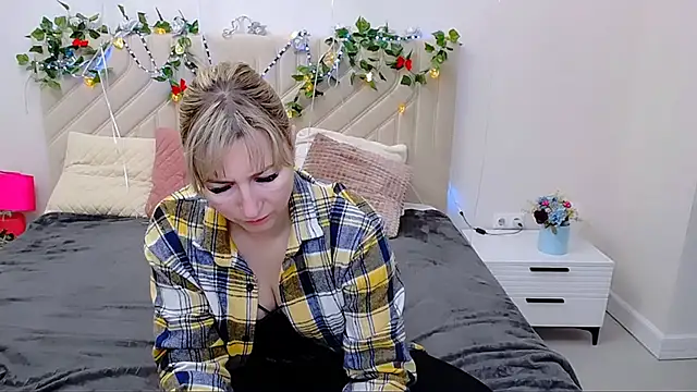 Incredible Ariela online show from 11/21/25, 07:40