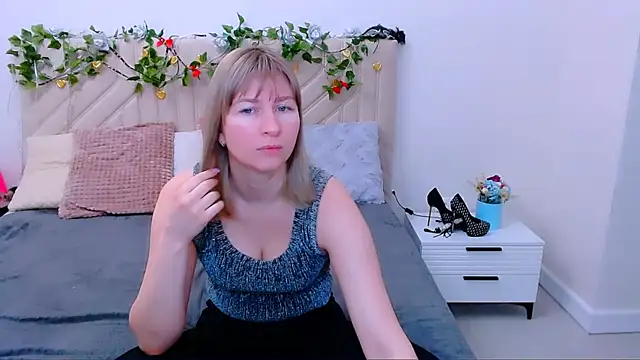 Incredible Ariela online show from 03/04/26, 06:19