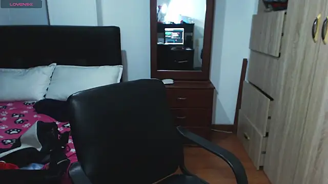 miia-big1boobs  online show from 01/17/25, 01:57