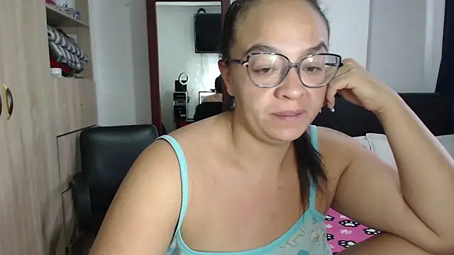 miia-big1boobs  online show from 03/06/25, 12:19