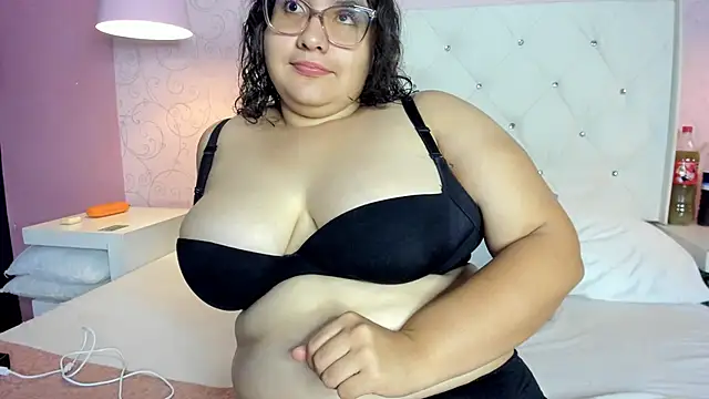 MahlaKhalifa online show from 05/04/26, 03:35