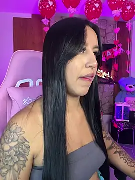 Snapshot of Tamara_Roberts1 chatting on 02/16/25, 03:26 Tamara Roberts1 online show from 02/16/25, 03:26