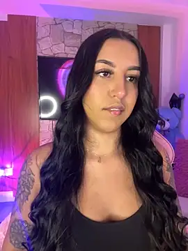 Snapshot of Tamara_Roberts1 chatting on 11/22/25, 12:53 Tamara Roberts1 online show from 11/22/25, 12:53