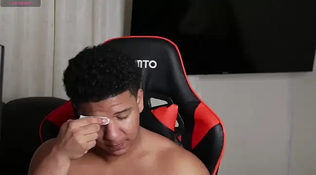 May Dylan1 online show from 12/28/24, 08:58